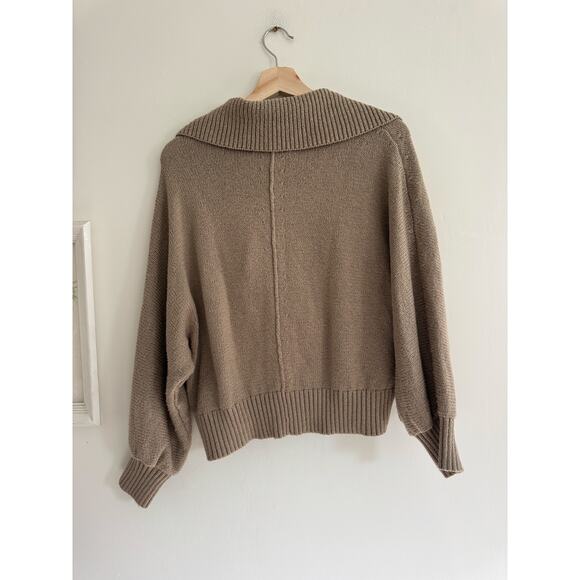 BROCHU WALKER Marlowe Taupe Cropped Henley Sweater Size Small - Picture 8 of 8